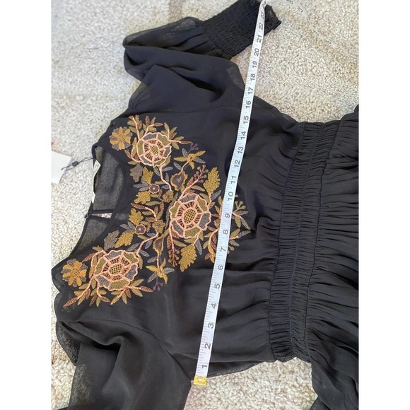 Zara Sheer Long sleeve embroidered dress - Picture 5 of 9